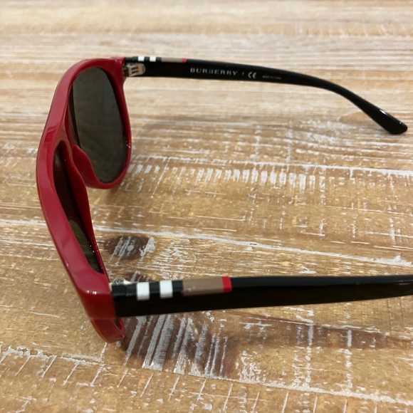 Red Burberry Aviators BE 4142 339387 - Picture 3 of 5